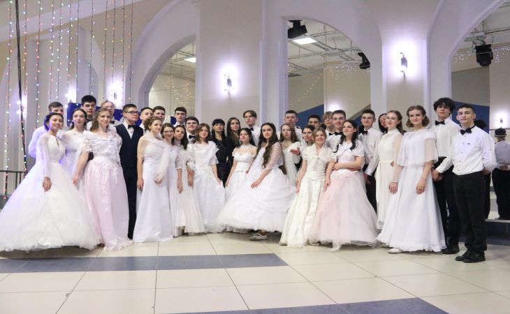 Baile da Juventude Ortodoxa em Gomel