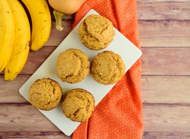 muffins de banana e abóbora