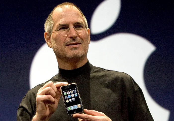 Era assim que era o primeiro modelo de iPhone — Foto: Getty