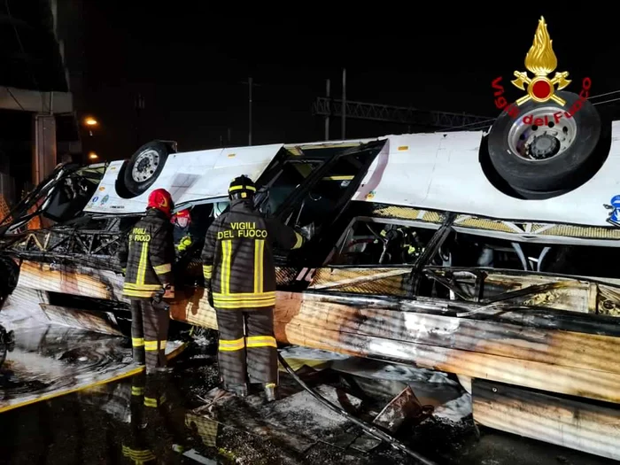 Acidente de ônibus em Veneza FOTO Profimedia (1) jpg